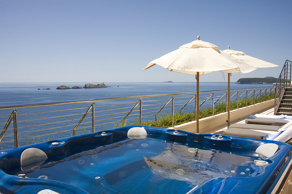 piscina-in-veranda-garage-o-cantina